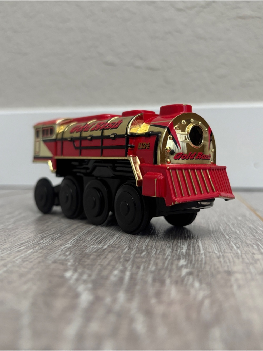 Gold Rush - Battery Powered Engine by Lionel - Works!